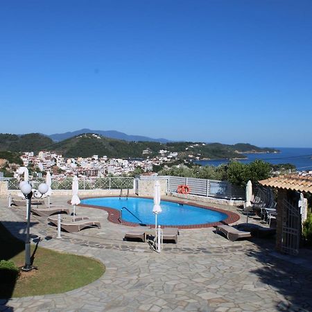 Blue Horizon Studios Skiathos Town Bagian luar foto