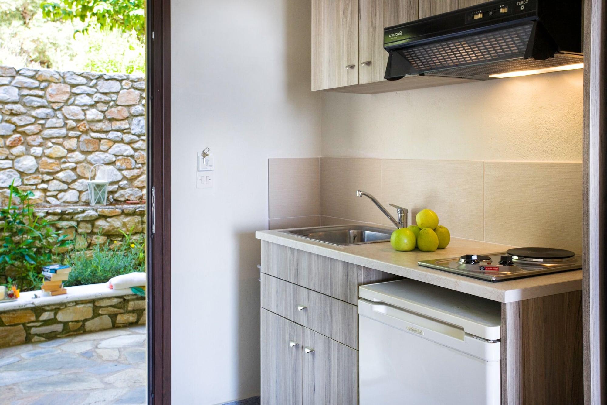 Blue Horizon Studios Skiathos Town Bagian luar foto