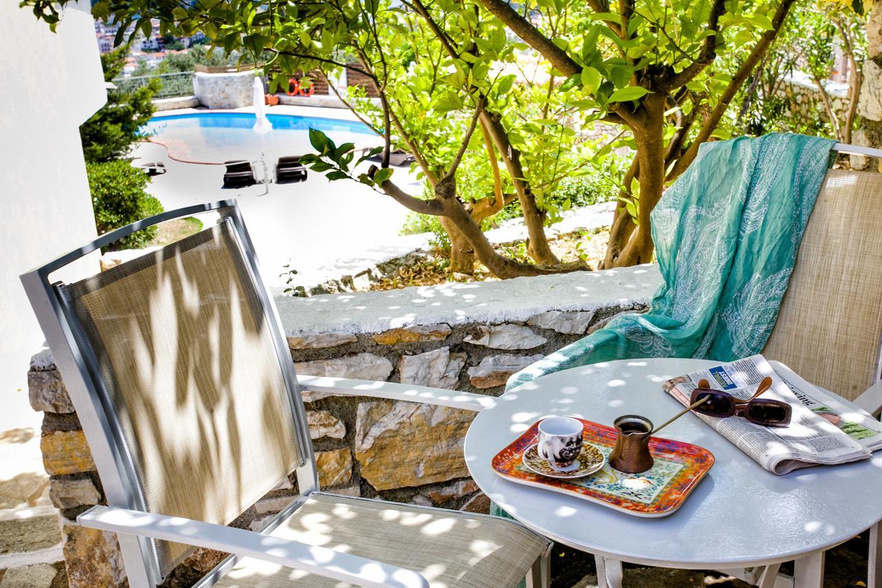 Blue Horizon Studios Skiathos Town Bagian luar foto