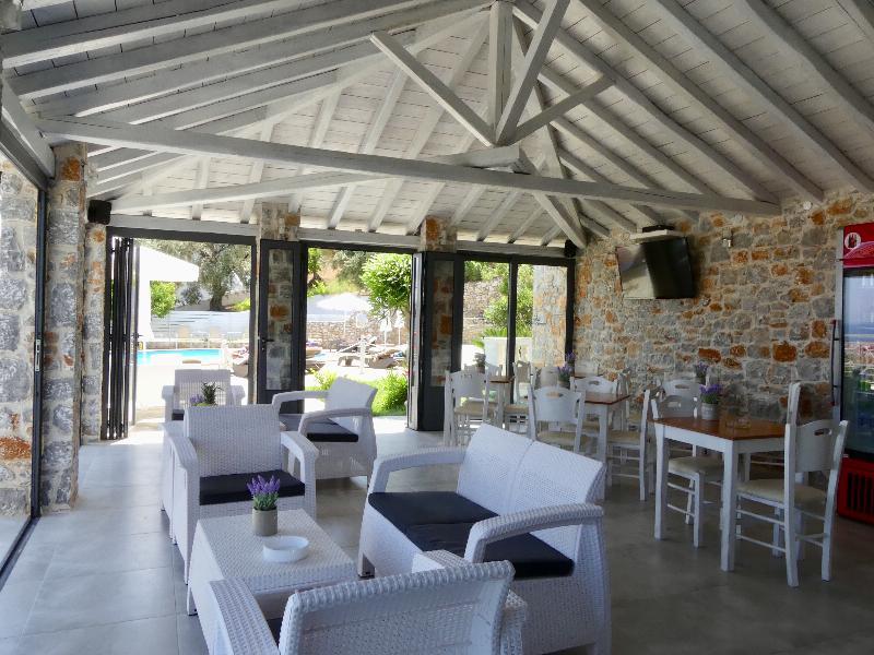 Blue Horizon Studios Skiathos Town Bagian luar foto